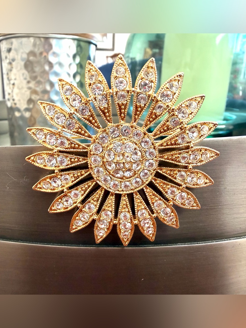 Vintage Gold Tone Rhinestone Sunburst Brooch 2” Statement Floral Pin